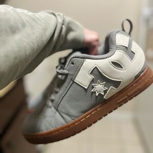 DC Men's Court Graffik low top skate shoes